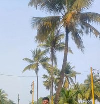 Aashish - Male escort in Surat