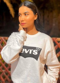 Aashna (Indian Model) @ Dxb ViP Service - puta in Dubai Photo 5 of 11