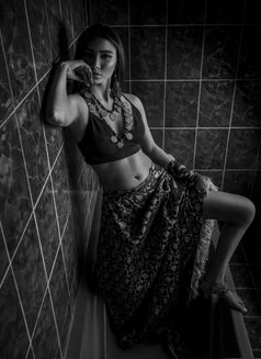 Aashna (Indian Model) @ Dxb ViP Service - puta in Dubai Photo 11 of 11