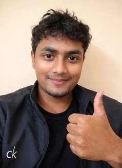 Aashu - Intérprete masculino de adultos in New Delhi Photo 1 of 2
