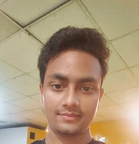 Aashu - Acompañante masculino in New Delhi