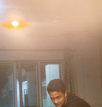 Aashu - Acompañante masculino in New Delhi