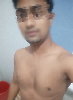 Aashu - Intérprete masculino de adultos in New Delhi Photo 5 of 5