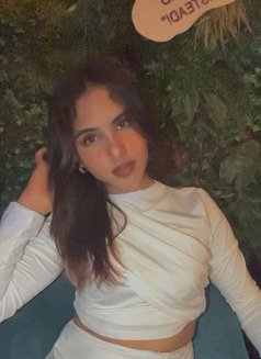 Aastha - Acompañantes transexual in Mumbai Photo 3 of 8