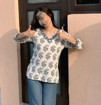 Aavani - escort in Chennai Photo 1 of 3