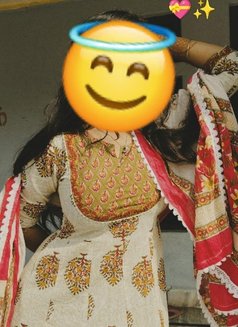 Aavani - puta in Hyderabad Photo 1 of 3