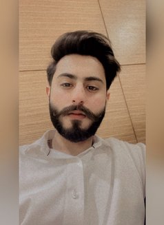 Aay Kay - Male escort in Karāchi Photo 2 of 3