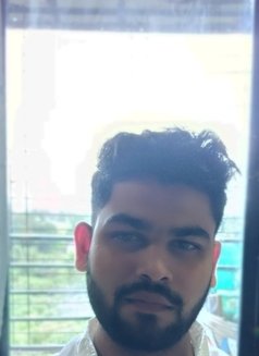 Aayan dcruze - Male escort in Mumbai Photo 13 of 15