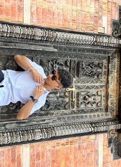 Aayu - Acompañantes masculino in Kathmandu Photo 6 of 8