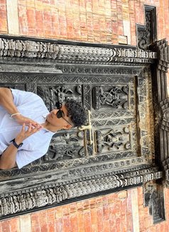 Aayu - Acompañantes masculino in Kathmandu Photo 7 of 8