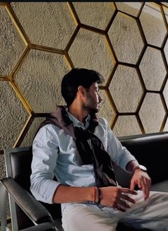 Aayush - Male escort in Chandigarh Photo 1 of 3