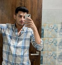 Aayush - Acompañantes masculino in Noida