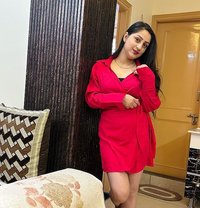 Aayushi Escort in Hyderabad - escort in Hyderabad Photo 1 of 3