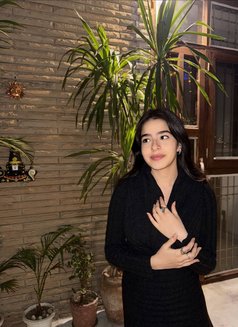 Aayushi - escort in Hyderabad Photo 1 of 4