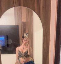 Aayushi Roy - Transsexual escort in Indore