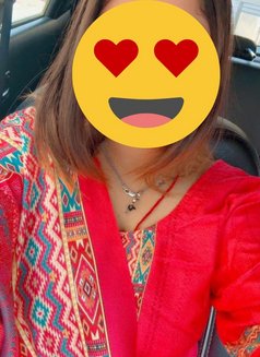 Aayushi Sharma - escort in Chandigarh Photo 2 of 5