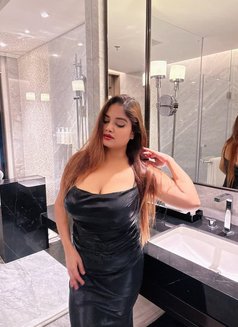 Aayushi Surat Call Girls Vailable Ch6 - escort in Surat Photo 1 of 3