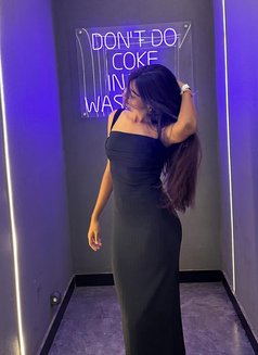 Aayushiii Roy - escort in Hyderabad Photo 3 of 5