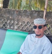 Aazannoor - Male escort in Nairobi