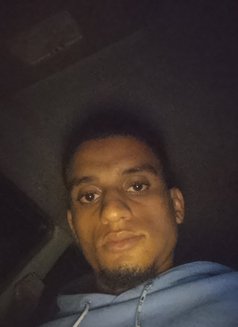 Aazannoor - Male escort in Nairobi Photo 5 of 5