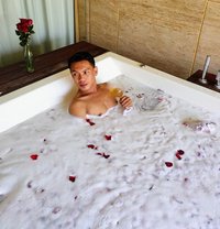 Abaey - Male escort in Bali