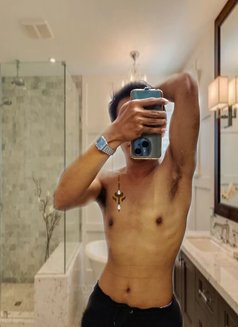 Abaey - Acompañantes masculino in Bali Photo 5 of 5