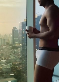 Abamjago - Male escort in Johor Bahru Photo 9 of 11