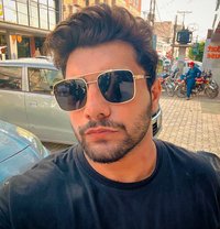 Abbass - Acompañantes masculino in Lahore