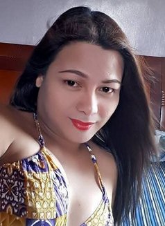 Abbey You Sweetest Girl in Town - Transsexual escort in Singapore Photo 1 of 5