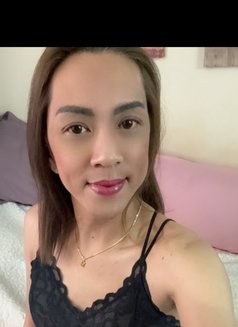 Abbie Ph Dxb - Transsexual escort in Dubai Photo 5 of 5