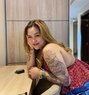 Abby - escort in Doha Photo 1 of 6