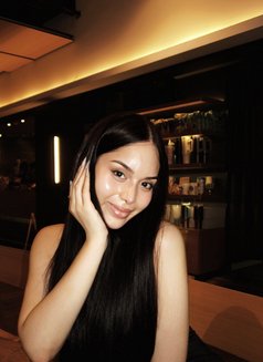 Abby Hailey - puta in Kuala Lumpur Photo 12 of 15