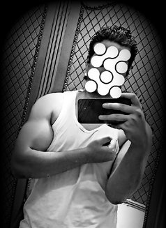 Abdallah - Male escort in Cairo Photo 1 of 5