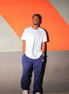 Abdul - Masajista in Nairobi Photo 3 of 4