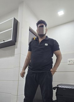 Abdul Shaikh - masseur in Mumbai Photo 3 of 3