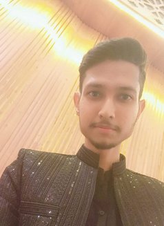 Abdullah - Male adult performer in Karāchi Photo 2 of 2