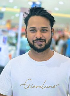 Abeer - Acompañantes masculino in Dammam Photo 5 of 7