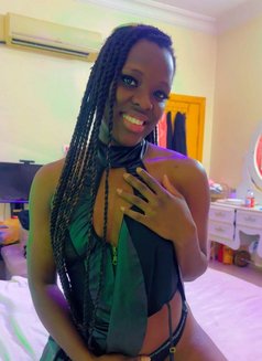 Abeer - escort in Riyadh Photo 4 of 10