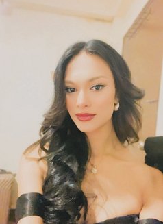 Abena Queen - Dominadora transexual in Kathmandu Photo 1 of 16
