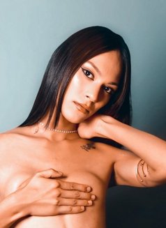 Abena Queen - Dominadora transexual in Kathmandu Photo 4 of 16