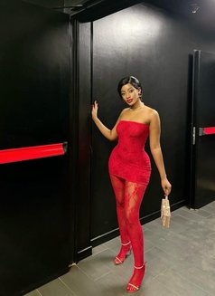 Abeni - escort in Şalālah Photo 5 of 6