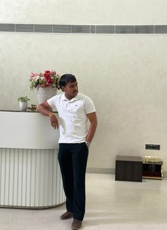 Abhay - Male escort in Bhopal Photo 6 of 7