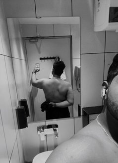 Abhay - Male escort in Gurgaon Photo 1 of 2