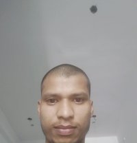 Abhay - Male adult performer in Varanasi