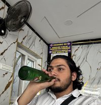 Abhay Kumar - Acompañantes masculino in Ahmedabad