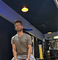 Abhi 09 - Male companion in Mumbai