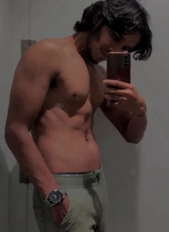 Abhi - Male escort in Dubai Photo 3 of 3