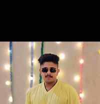 Abhi - Acompañantes masculino in Hyderabad