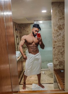 ABHI - Male escort in Mumbai Photo 17 of 17