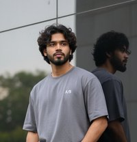 Abhi - Male escort in Mumbai